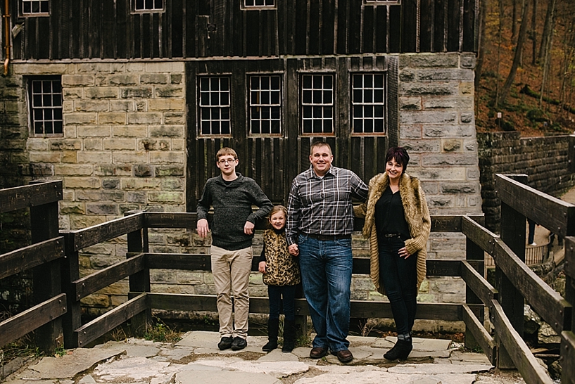 McConnell's Mill Family Portraits Slippery Rock Pennsylvania_0014