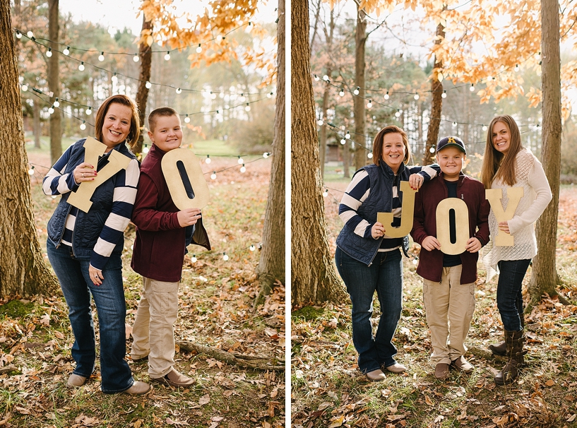 Rustic Christmas Family Session Carlyn K Photography_0016