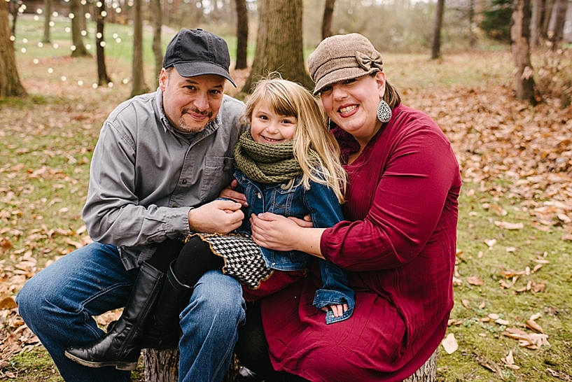 Rustic Christmas Family Session Carlyn K Photography_0009