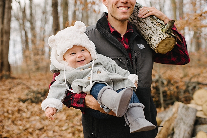 Rustic Christmas Family Session Carlyn K Photography_0005