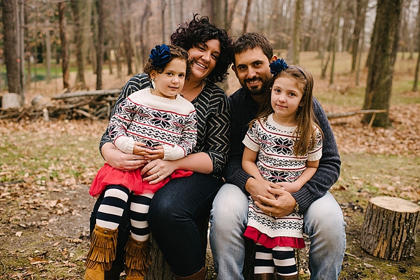 Rustic Christmas Family Session Carlyn K Photography_0006