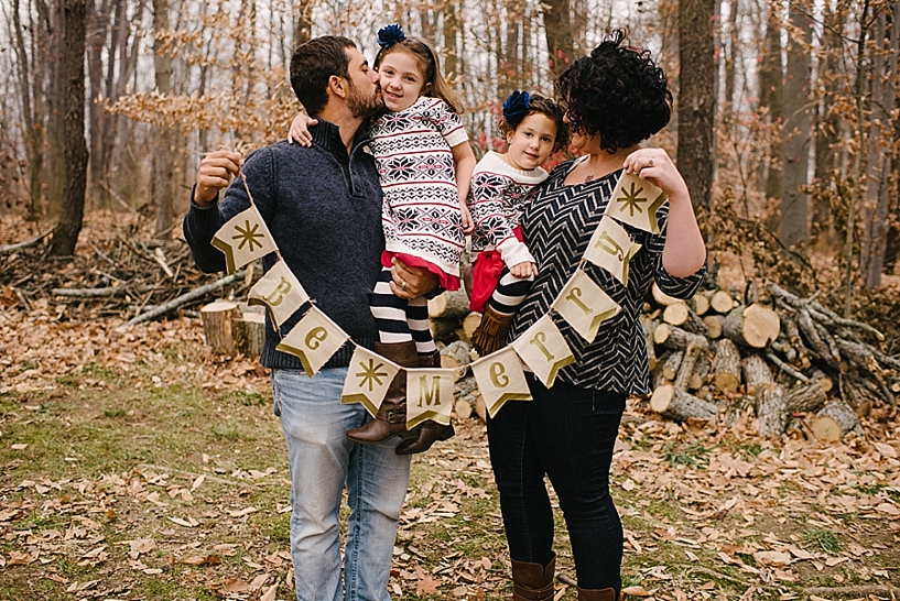 Rustic Christmas Family Session Carlyn K Photography_0008