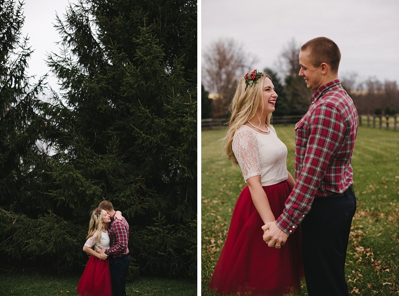 Rustic Cabin Christmas Couples Session_0017