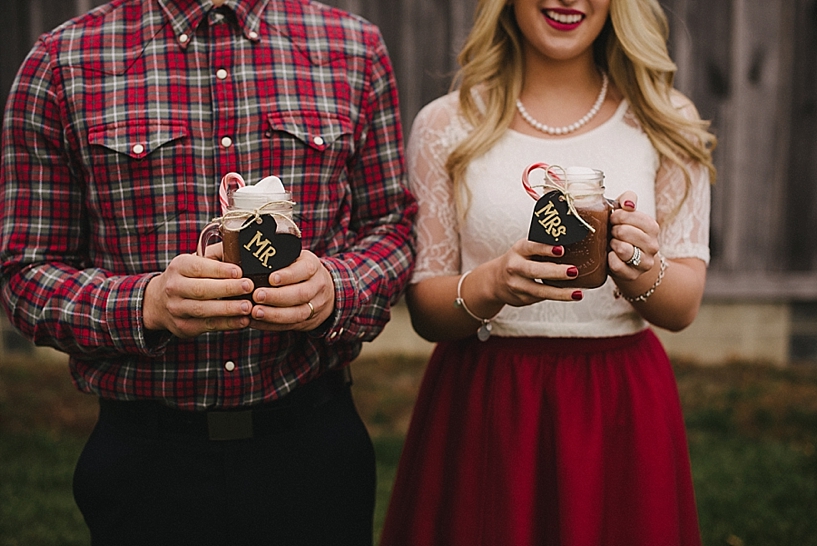 Rustic Cabin Christmas Couples Session_0020