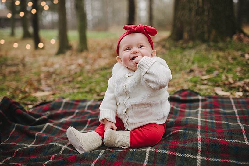 Rustic Christmas Family Session Carlyn K Photography_0003