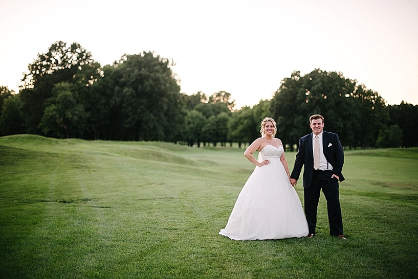 bride and groom on golf course at Avalon Inn Warren OH
