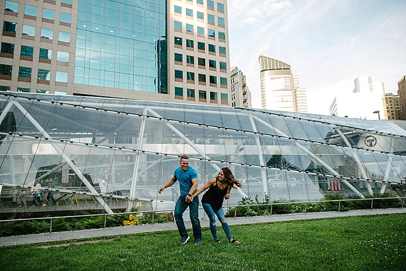 Downtown Pittsburgh Summer Engagement Session_0014