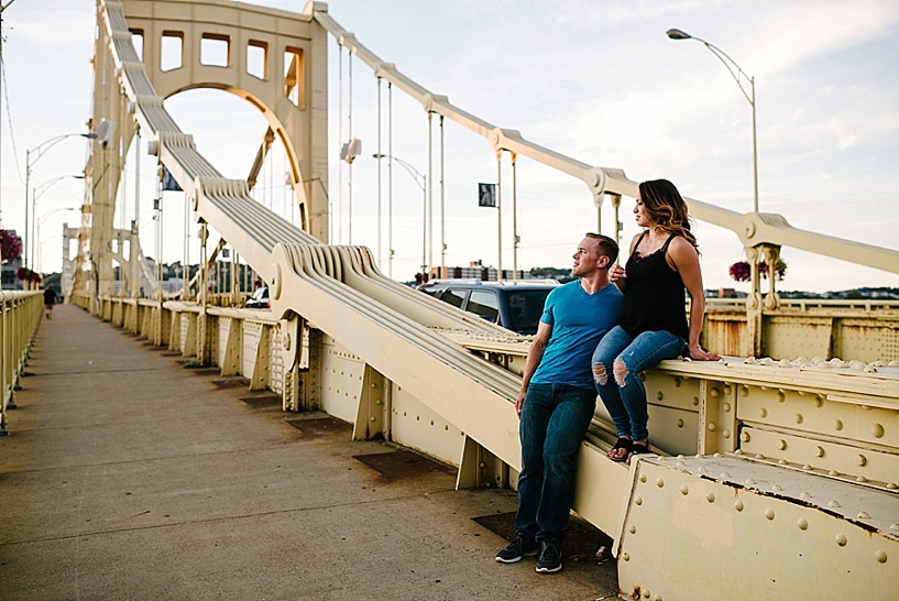 Downtown Pittsburgh Summer Engagement Session_0027