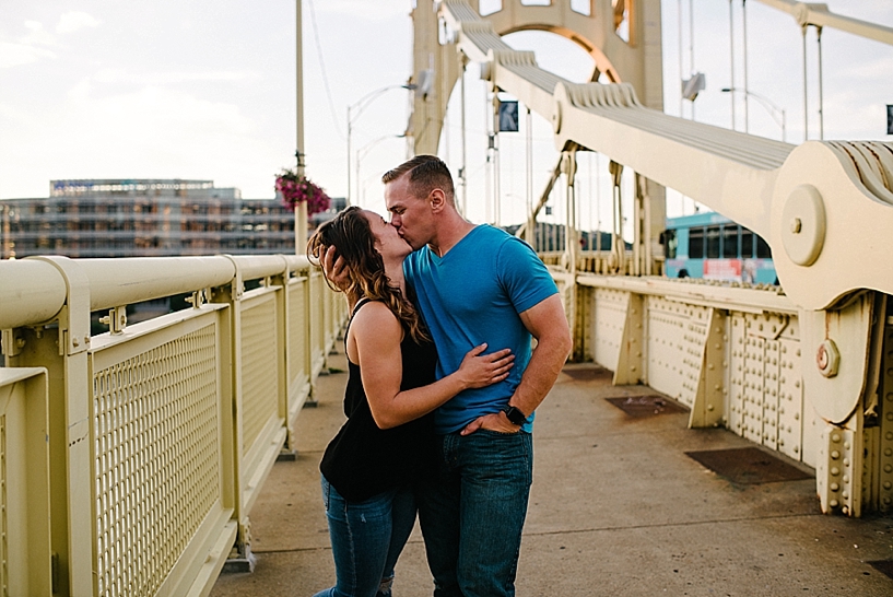 Downtown Pittsburgh Summer Engagement Session_0029