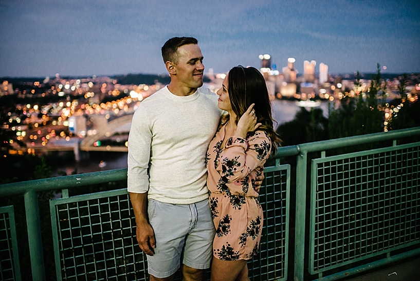 Downtown Pittsburgh Summer Engagement Session_0033