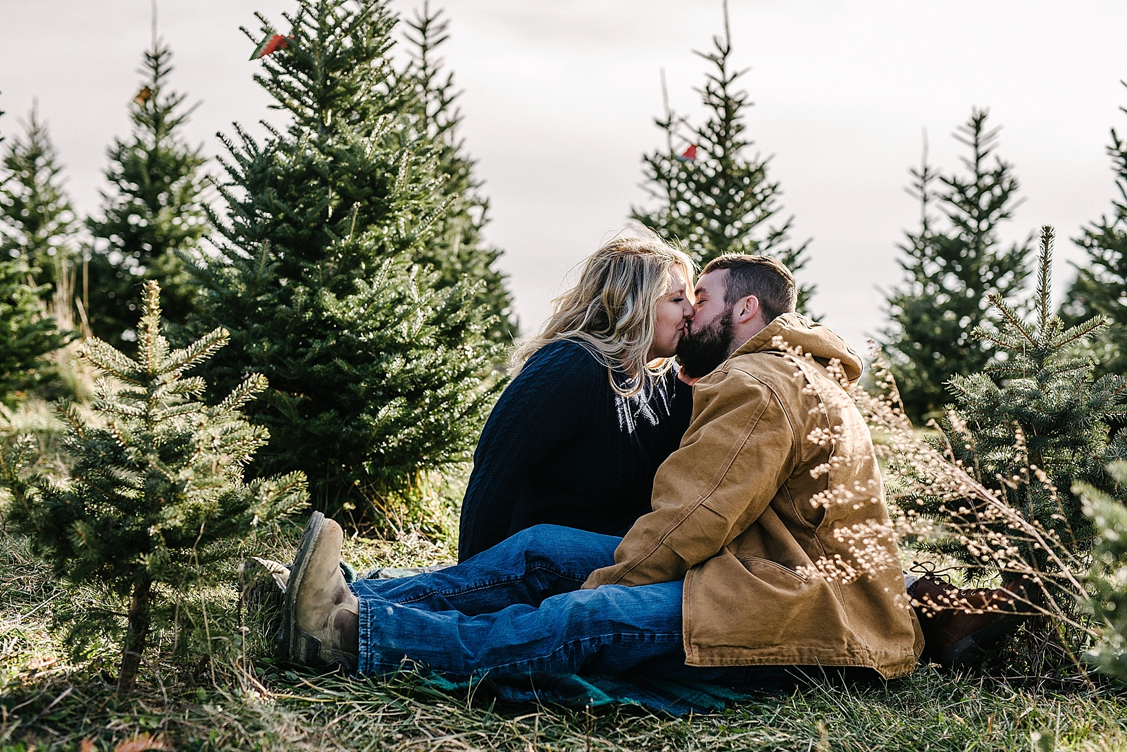 Moores-Tree-Farm-Engagement-Session-Hartville-OH_0011