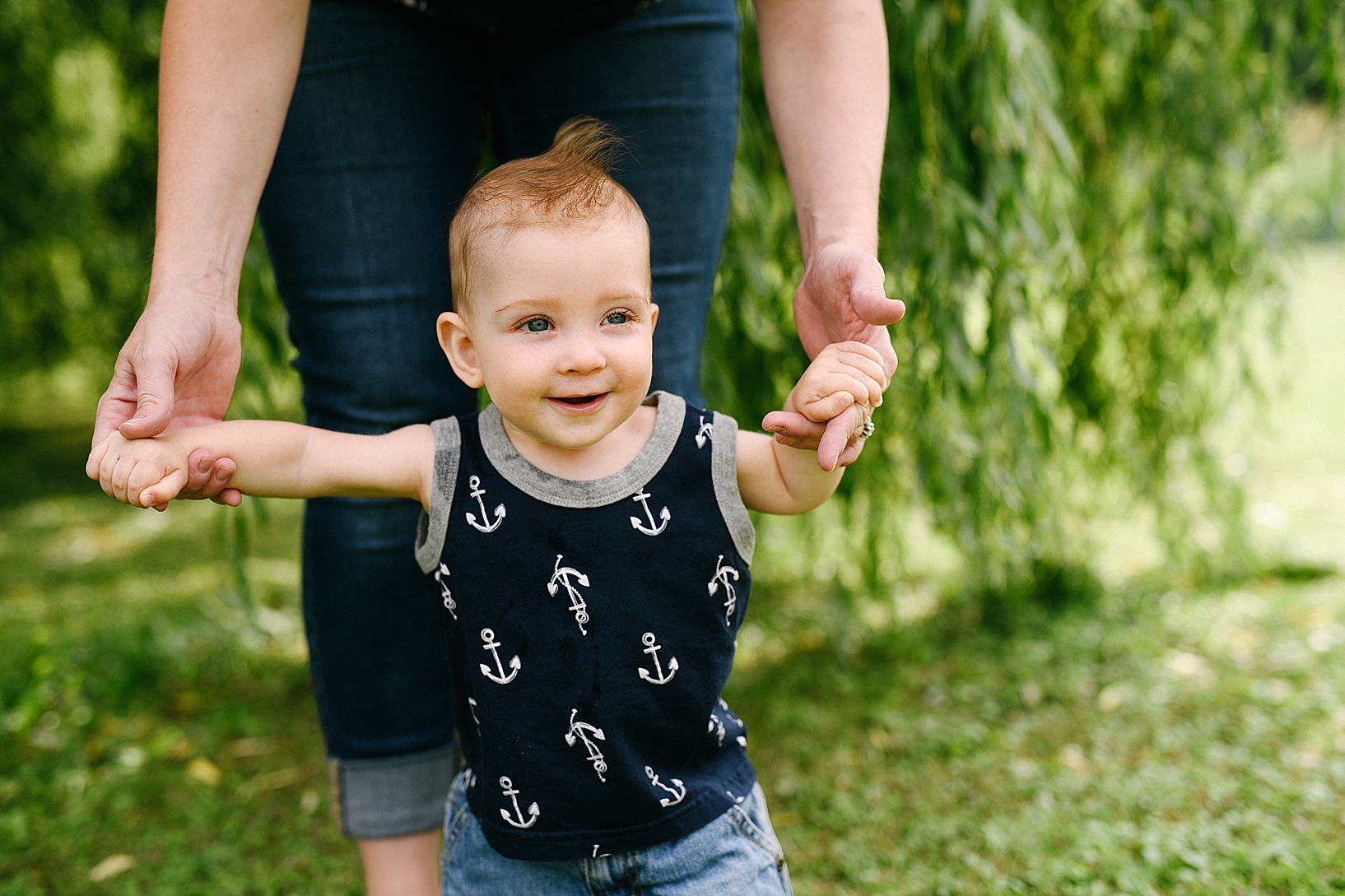 lifestyle family photographer in Youngstown OH