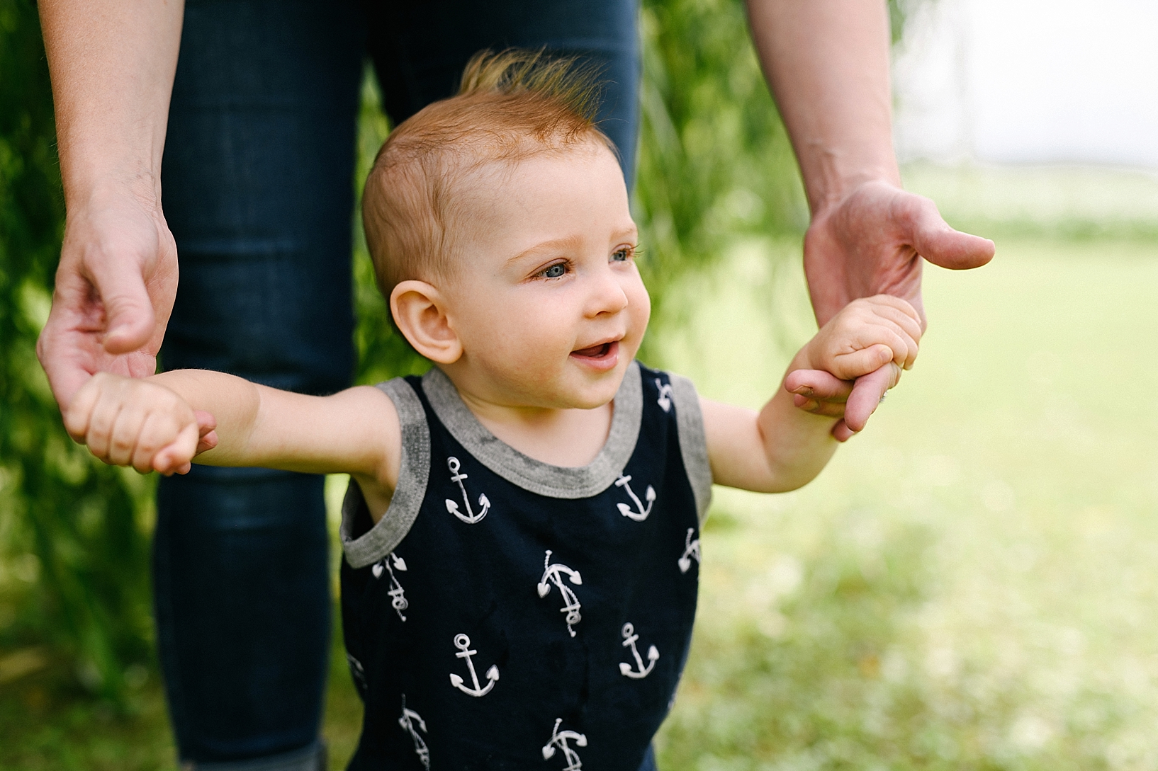 lifestyle family photographer in Youngstown OH