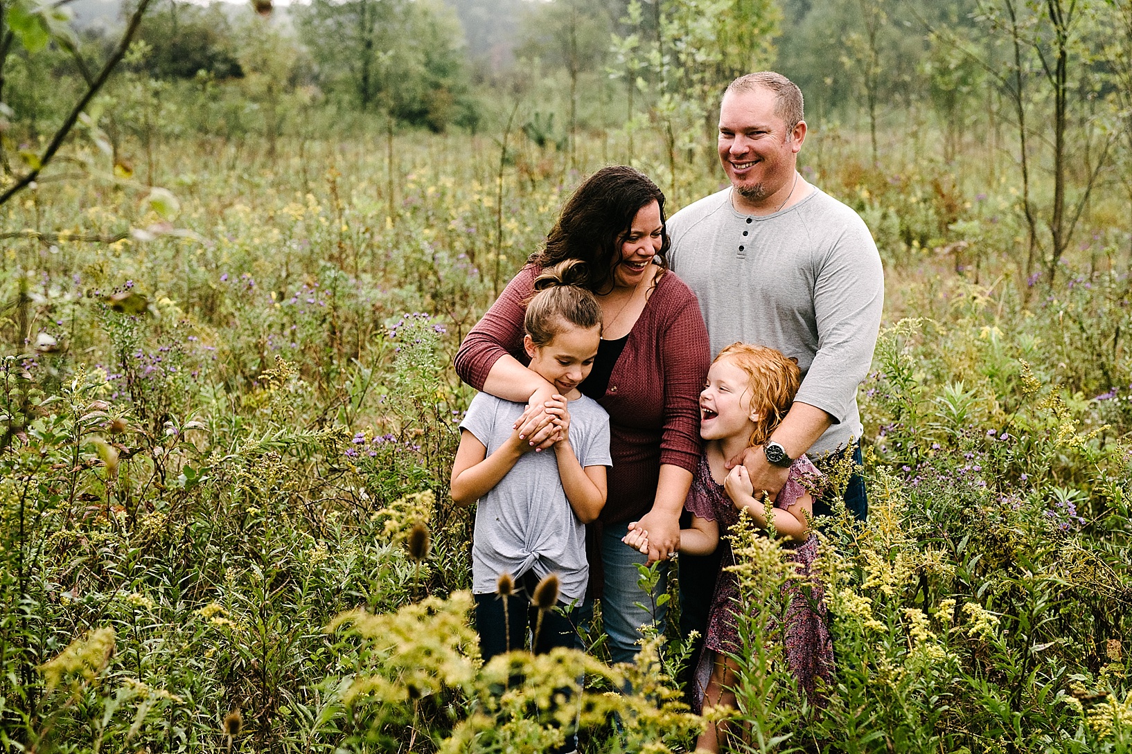 Youngstown OH family photographer rainy family session