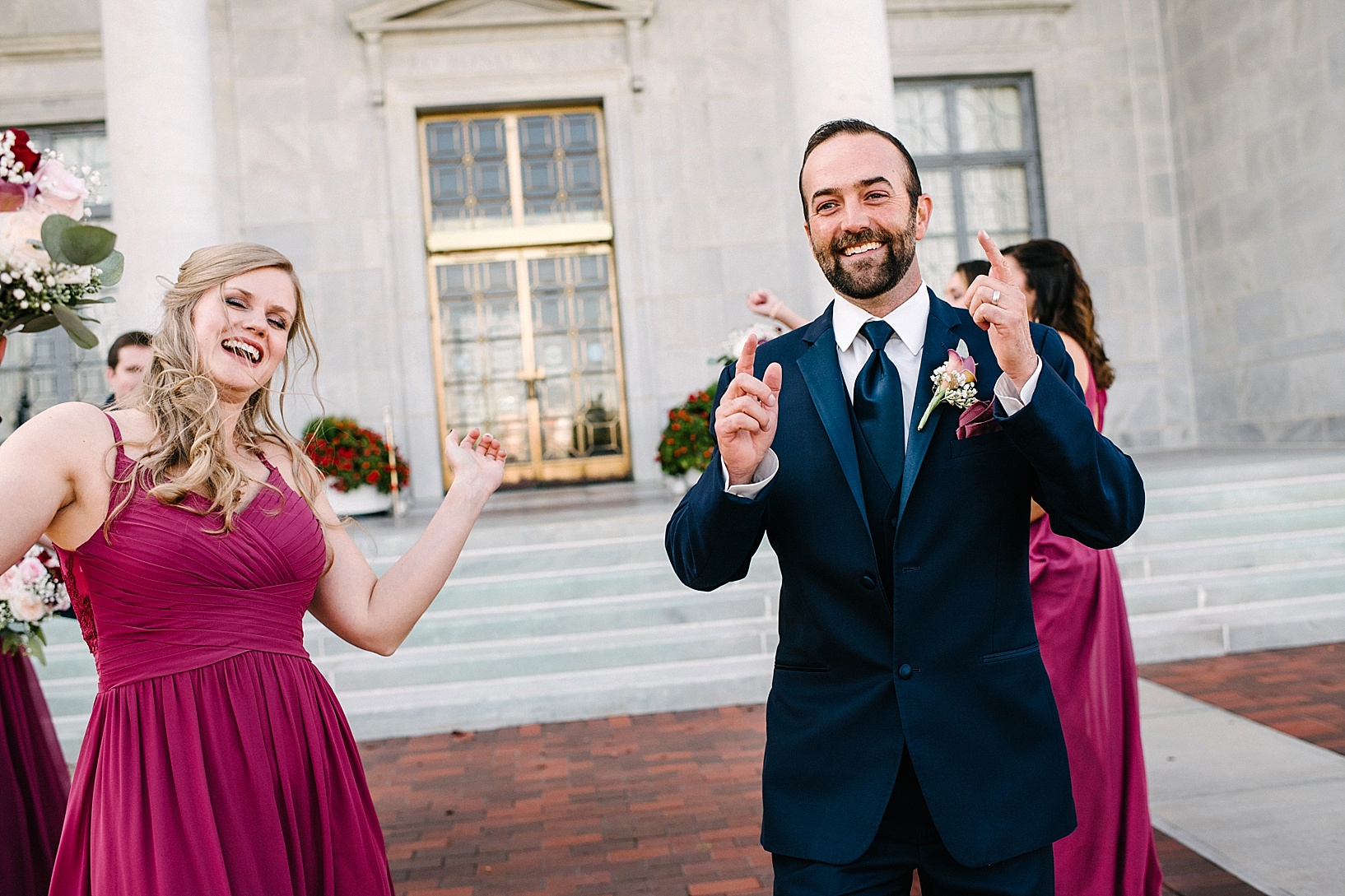 wedding photos at the Butler Institute of American Art