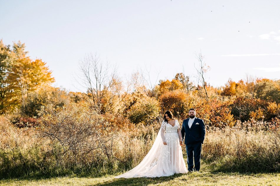 fall bridal party photos in Youngstown OH