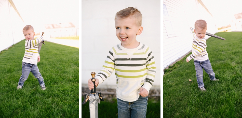 3 year old boy outdoor lifestyle birthday session_0003