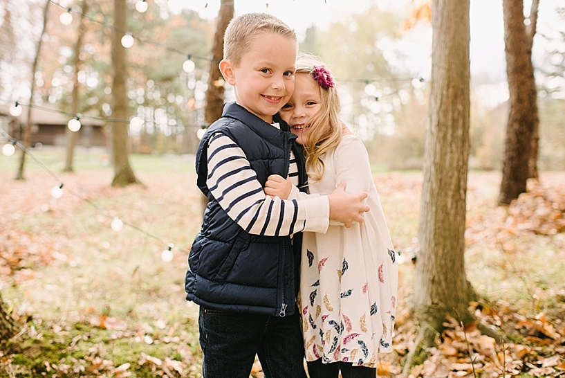 Rustic Christmas Family Session Carlyn K Photography_0001