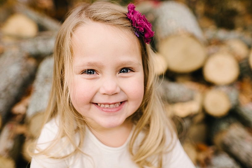 Rustic Christmas Family Session Carlyn K Photography_0008