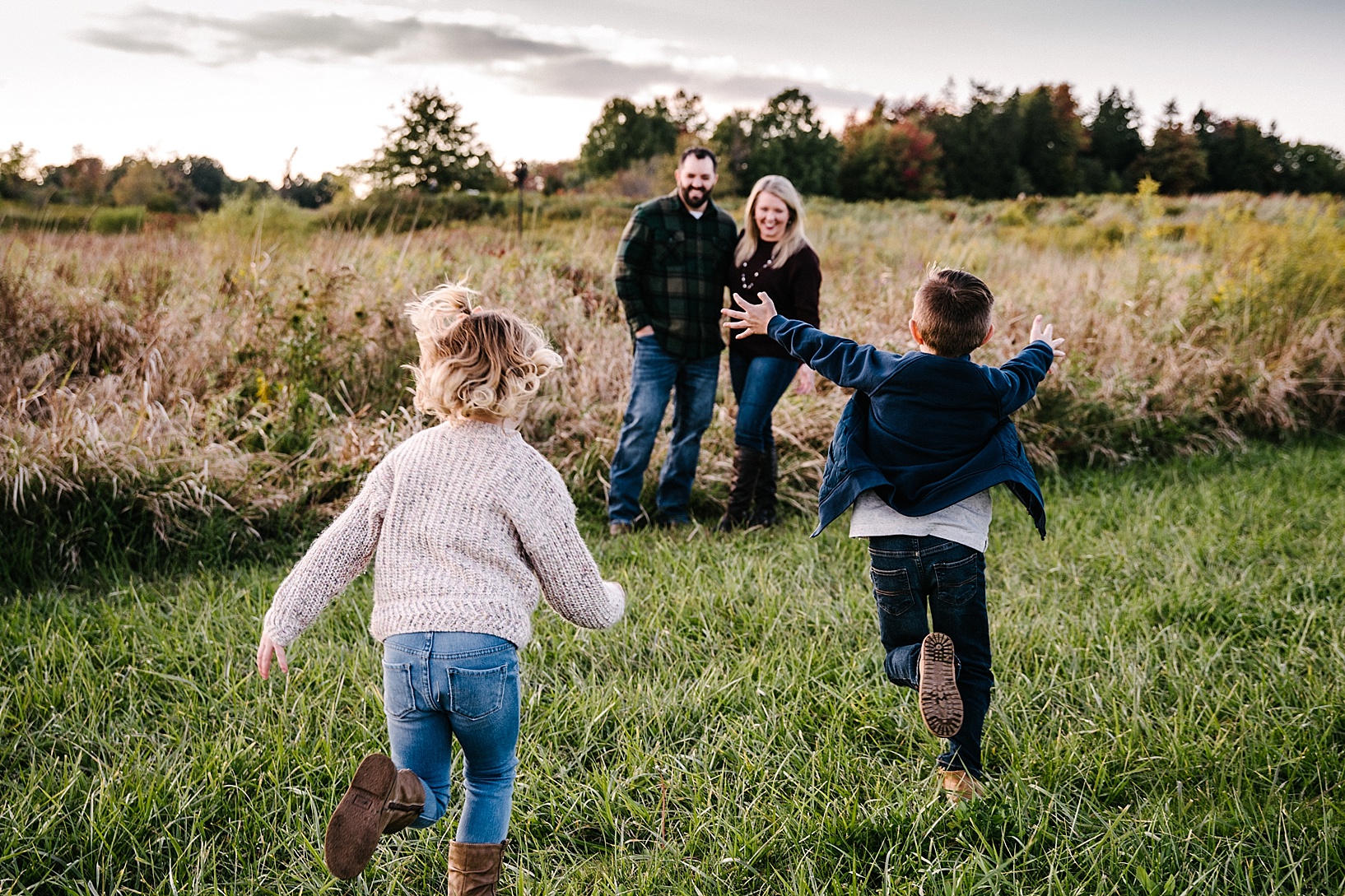 Carlyn K Photography lifestyle family session in Canfield