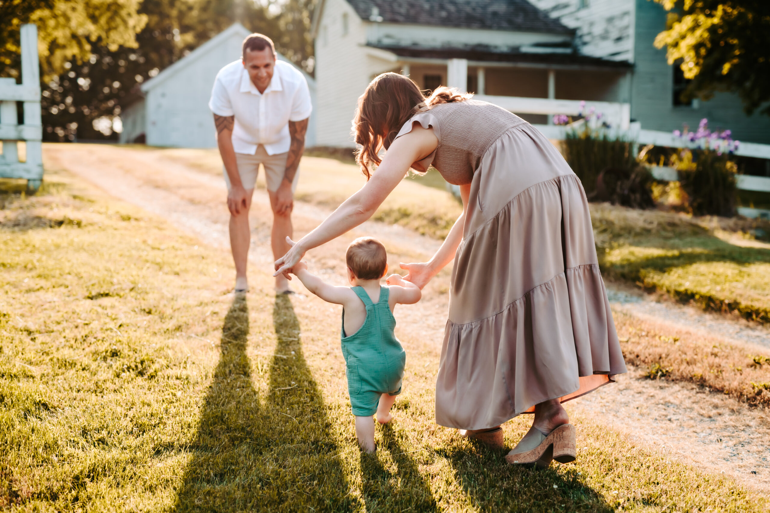 golden hour lifestyle session for first birthday